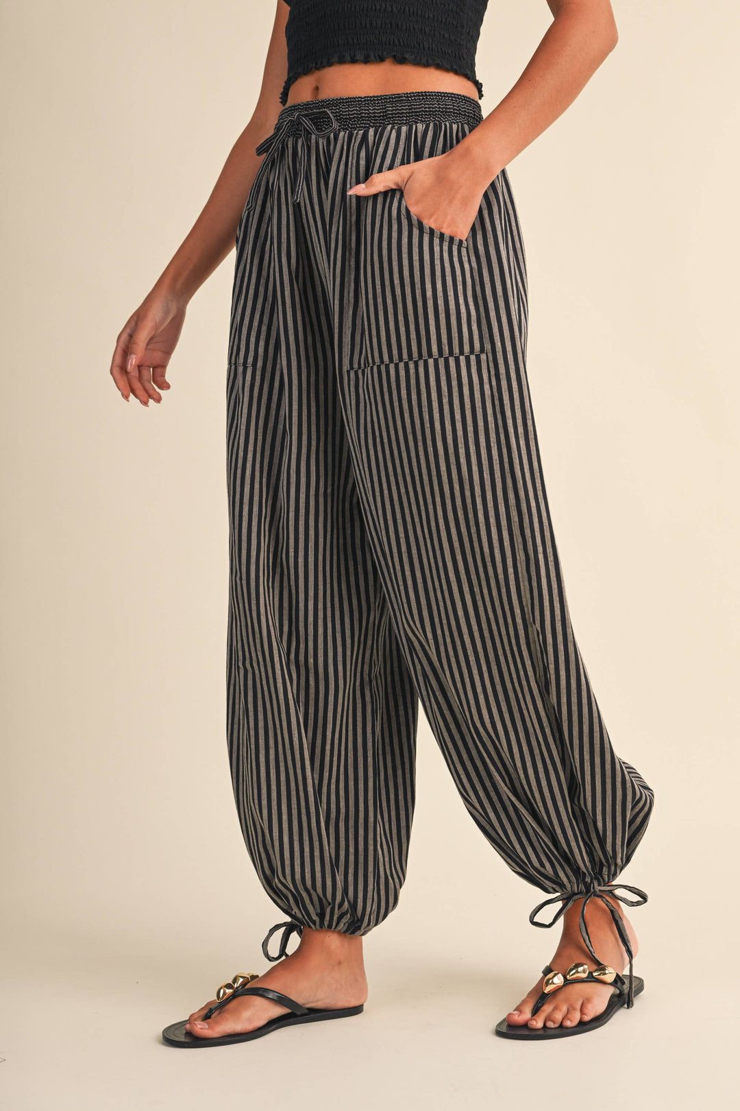 STRIPED DOUBLE GAUZE BALLOON PANTS