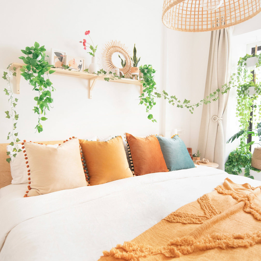 Colibri Pillow