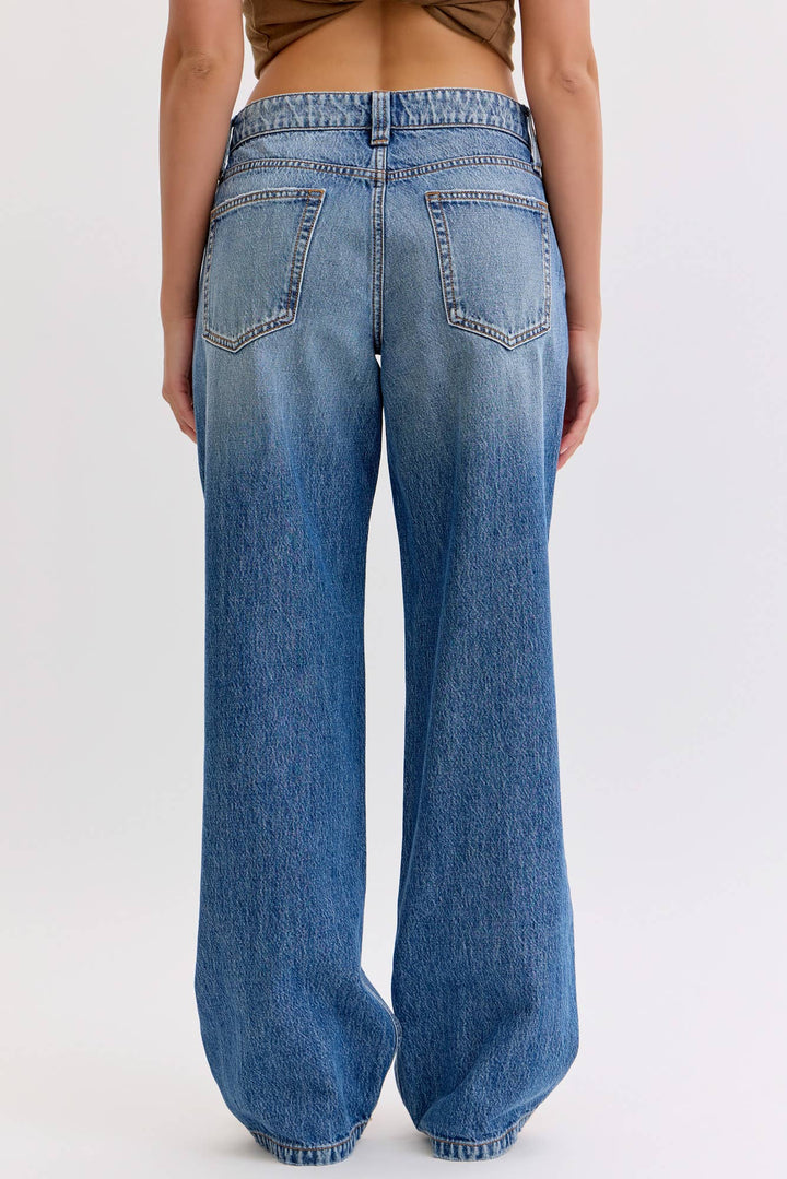 Low Baggy Jeans