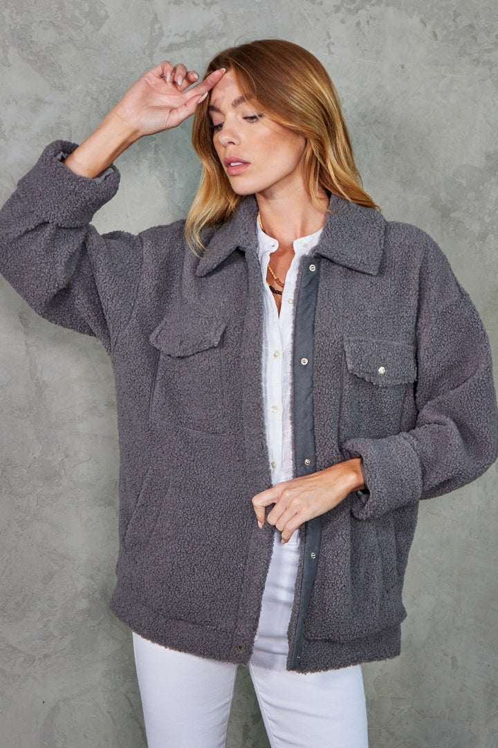 OVERSIZE FLEECE JACKET
