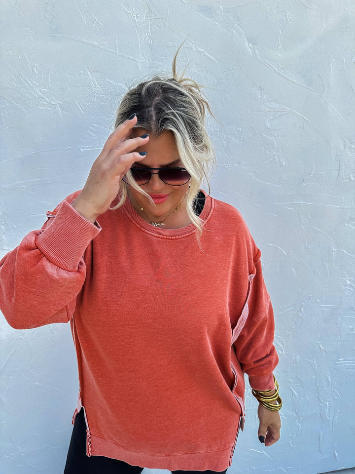 CLASSIC CREW PULLOVER