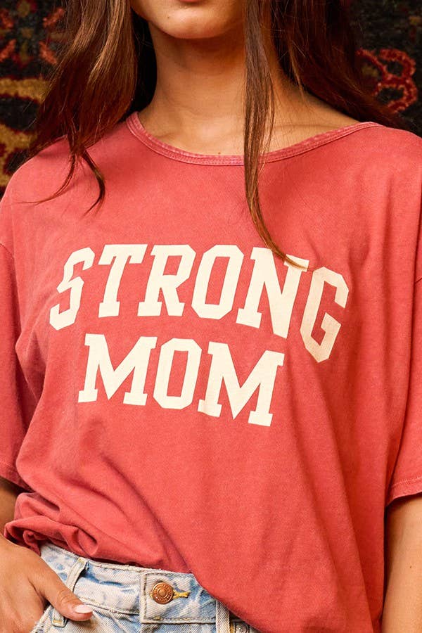 'STRONG MOM' T Shirt