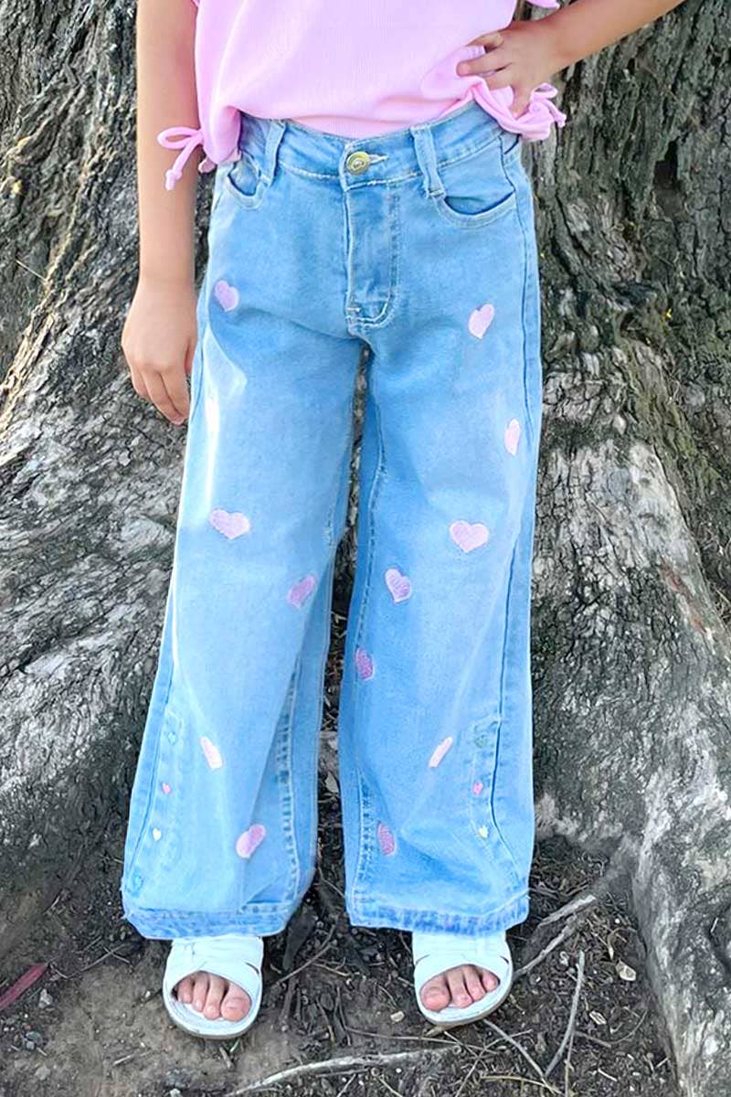 Relax Fit light  Jeans w/ Pink Hearts