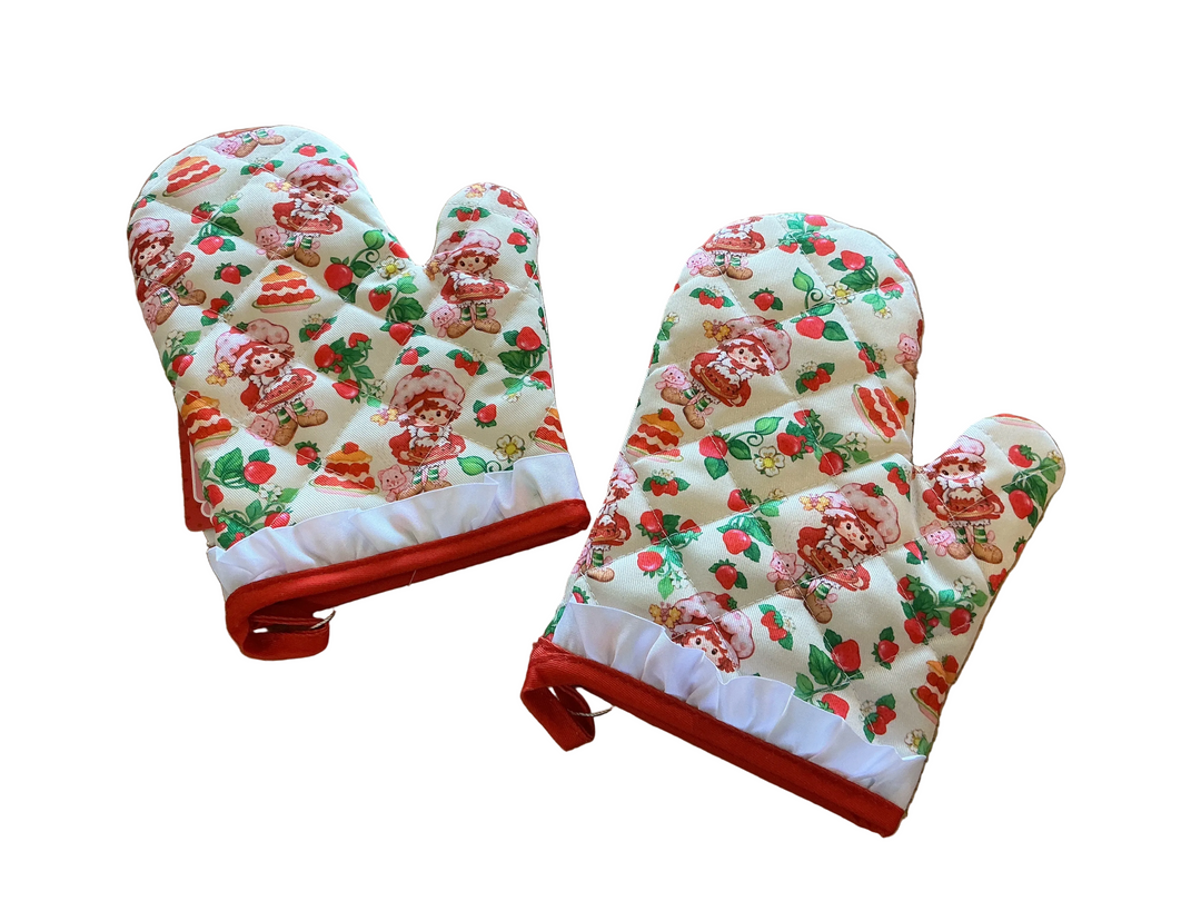Strawberry shortcake pot holder