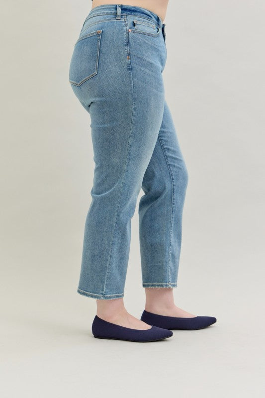 Curvy High Waist Straight Fit