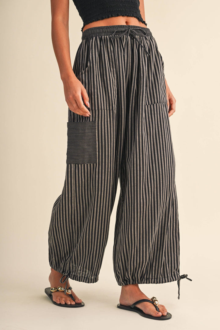 STRIPED DOUBLE GAUZE BALLOON PANTS