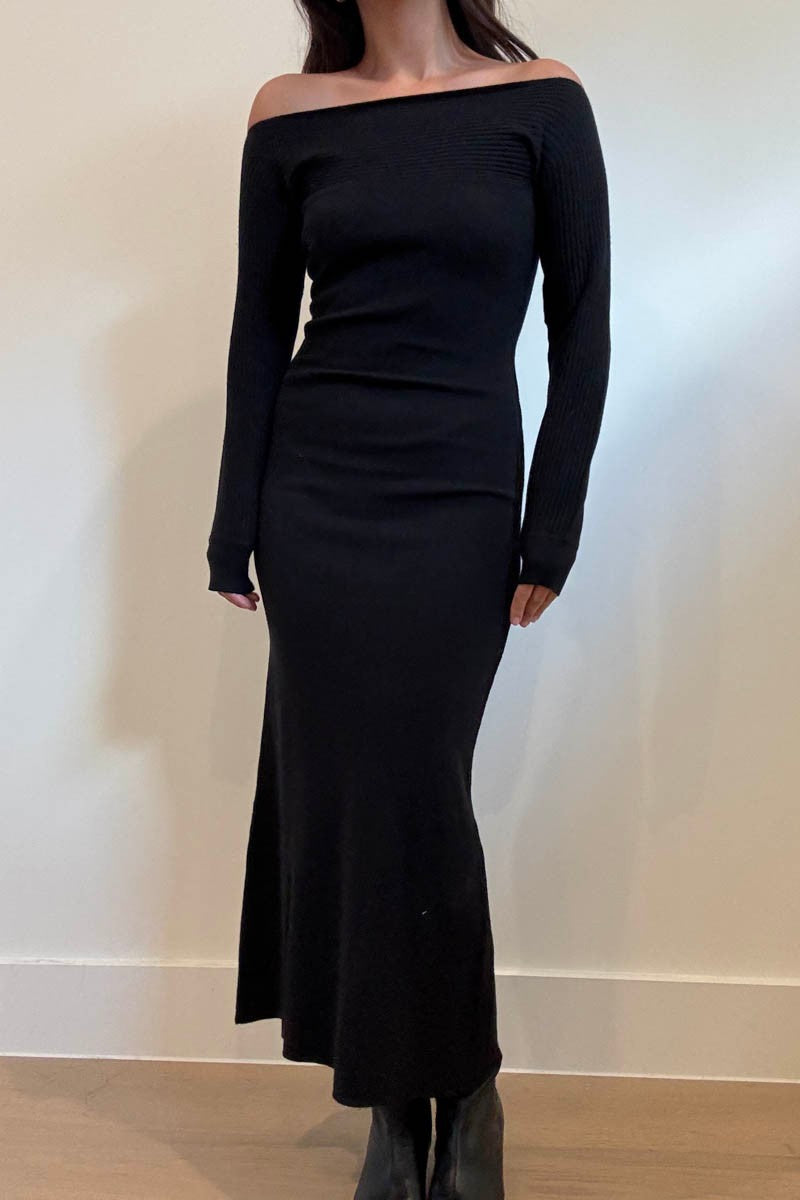 Off The Shoulder Knit Long Sleeves Maxi Dress