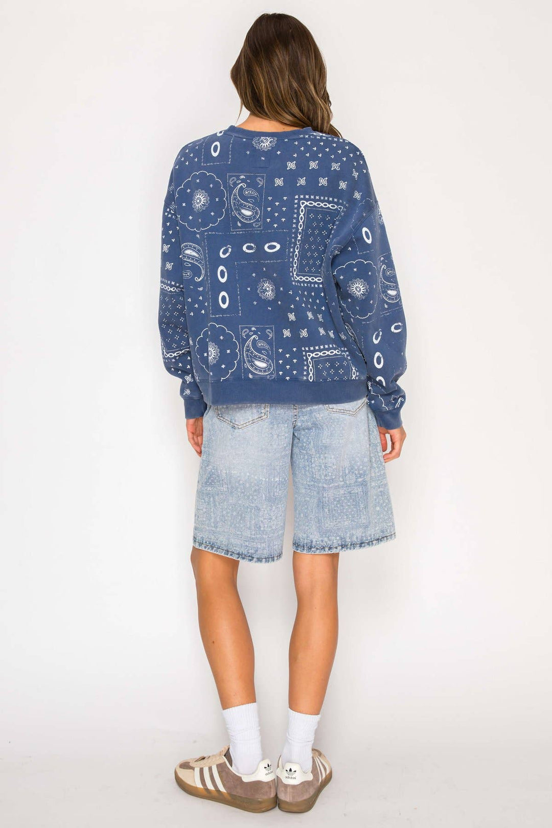 BANDANA SWEATSHIRT