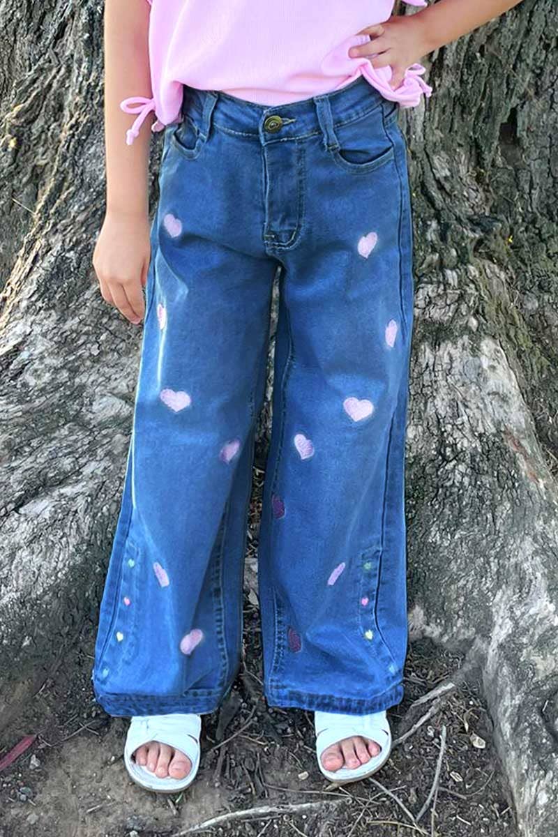 Relax Fit light  Jeans w/ Pink Hearts