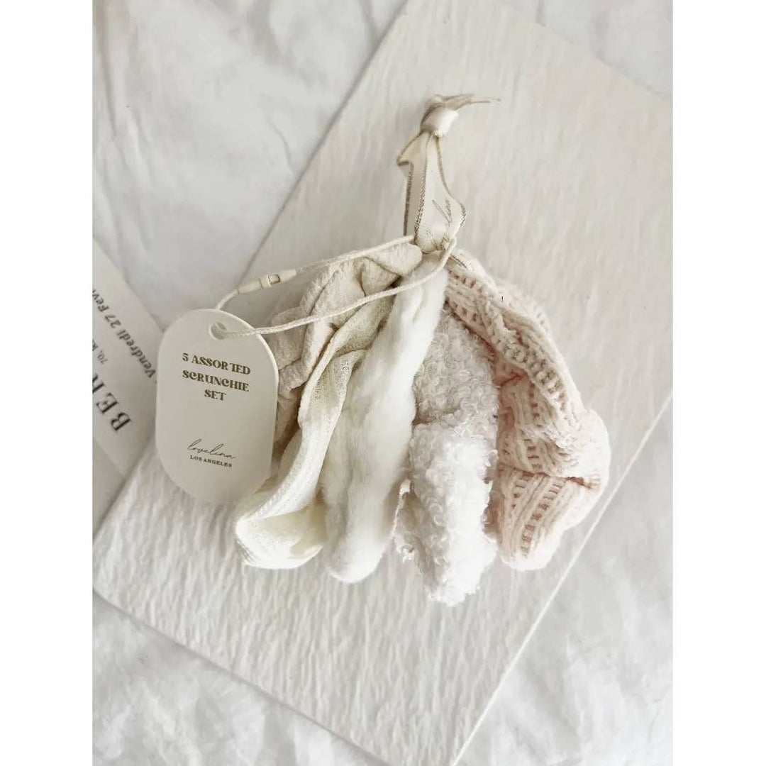 VELVET SOFT SCRUNCHIES SET