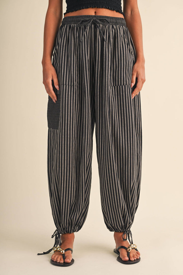 STRIPED DOUBLE GAUZE BALLOON PANTS