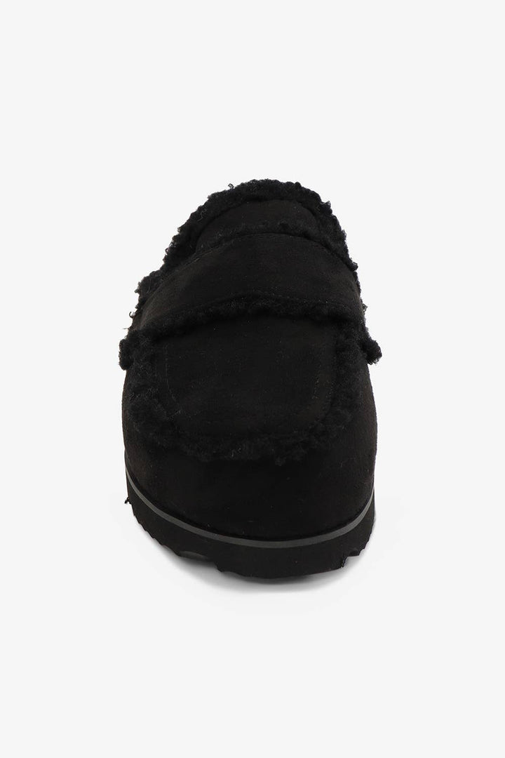 TATUM Slippers