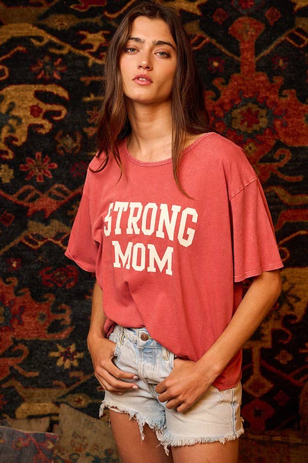 'STRONG MOM' T Shirt