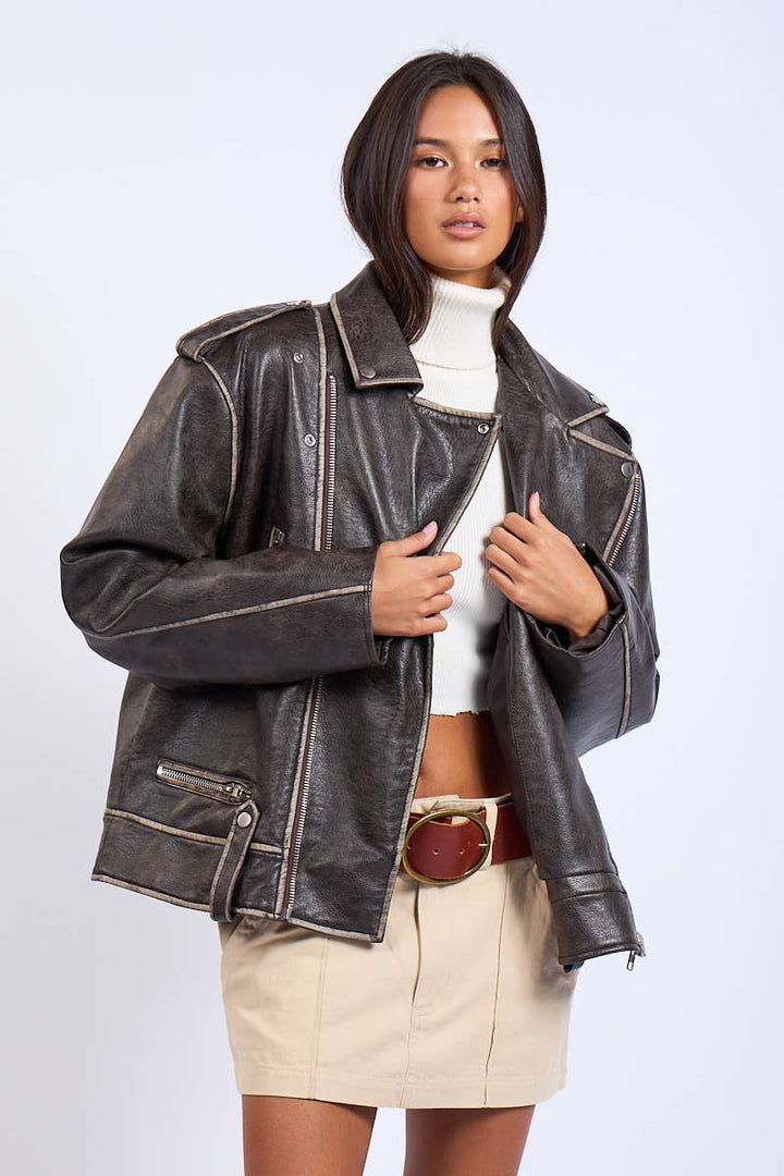 OVERSIZED LEATHER JACKET