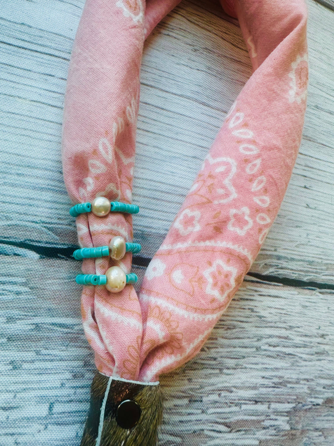 Bandana Stretch Charms
