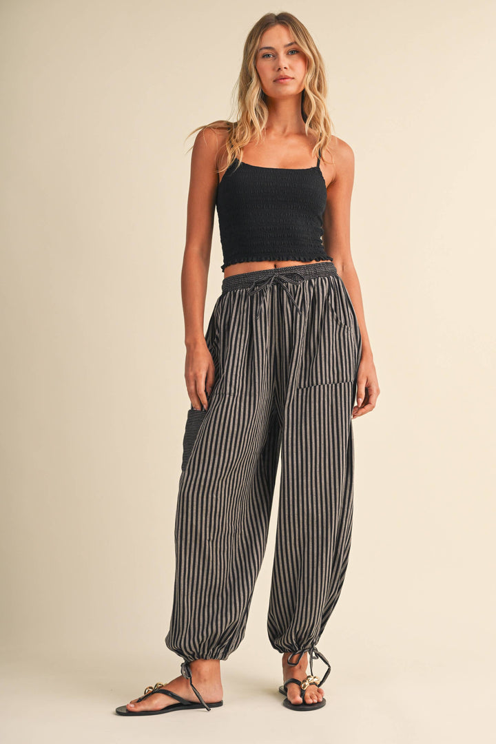 STRIPED DOUBLE GAUZE BALLOON PANTS