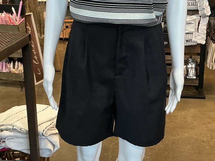 Tailored Pleated Shorts