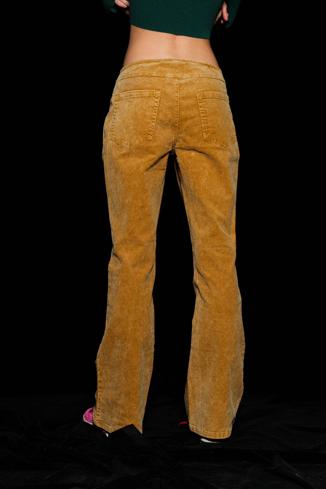 LOW RISE PANTS