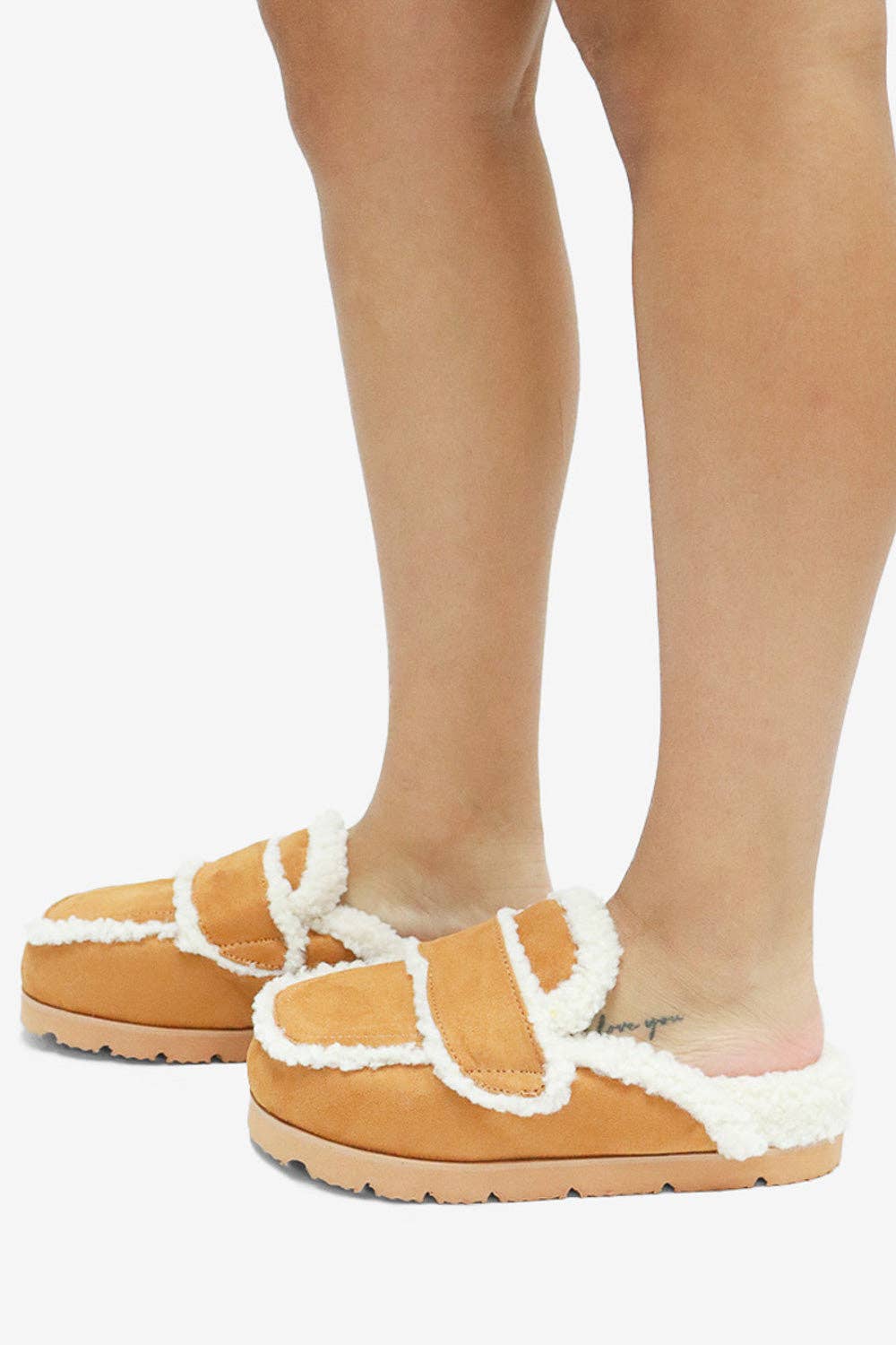TATUM Slippers