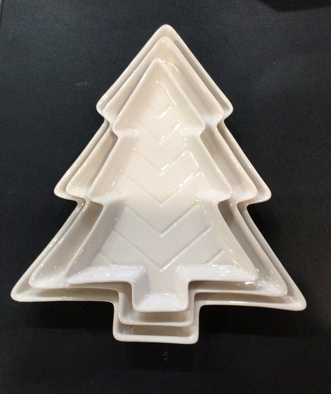 Nesting Christmas tree trays