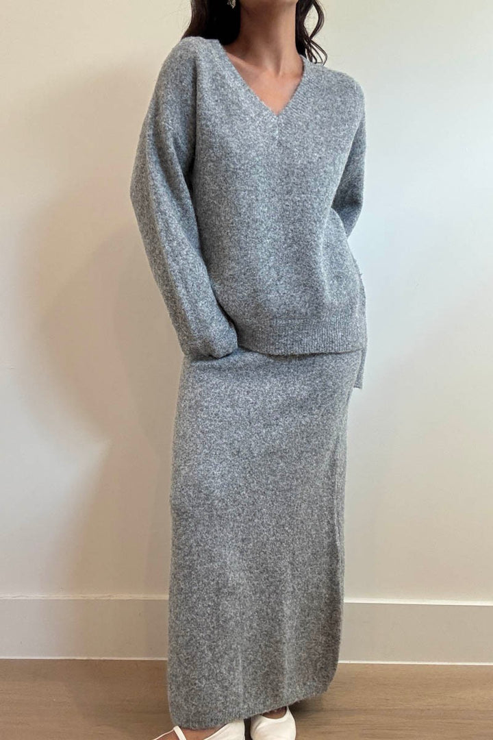 Knit V Neck Sweater W\ Skirt Sets