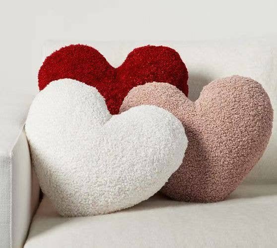 Heart plush throw pillow