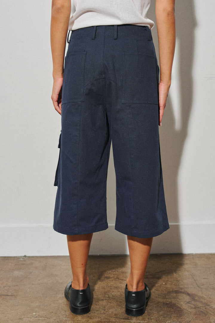 WOVEN BERMUDA CARGO SHORTS