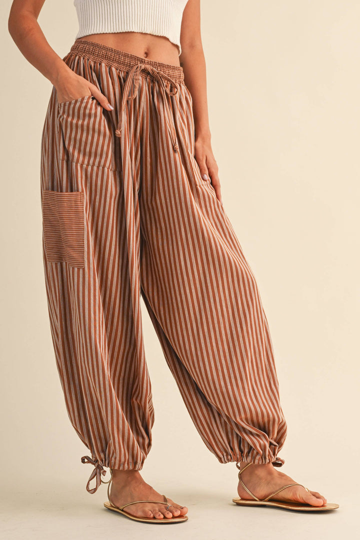 STRIPED DOUBLE GAUZE BALLOON PANTS