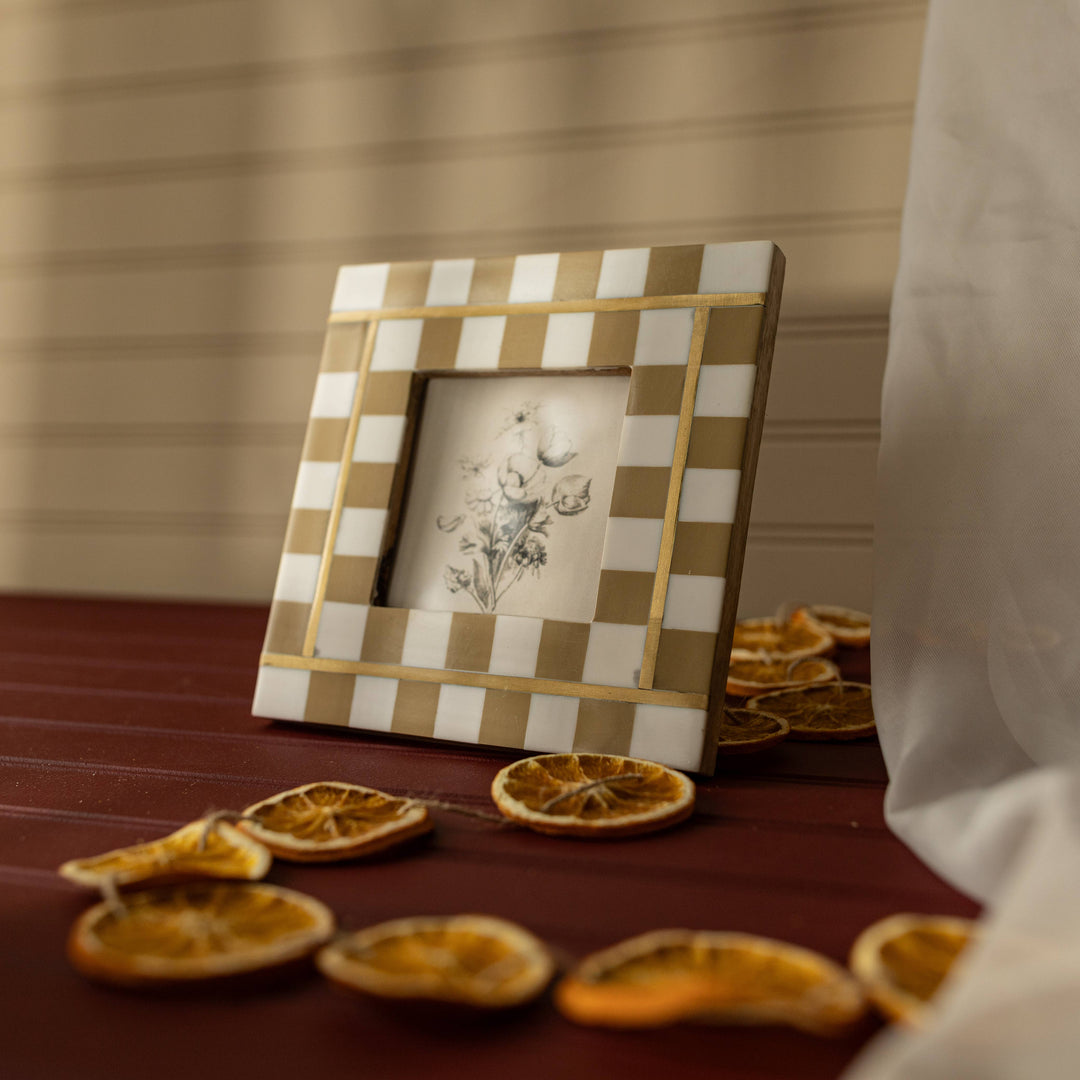 Gwendolyn Check Photo Frame