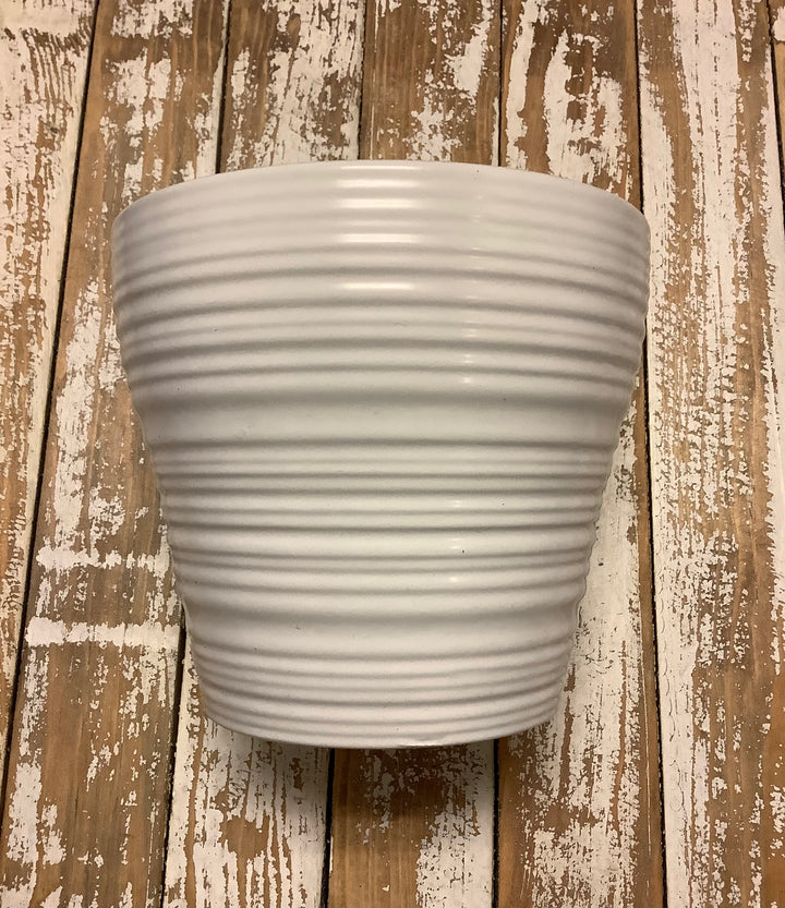 Small plant pots