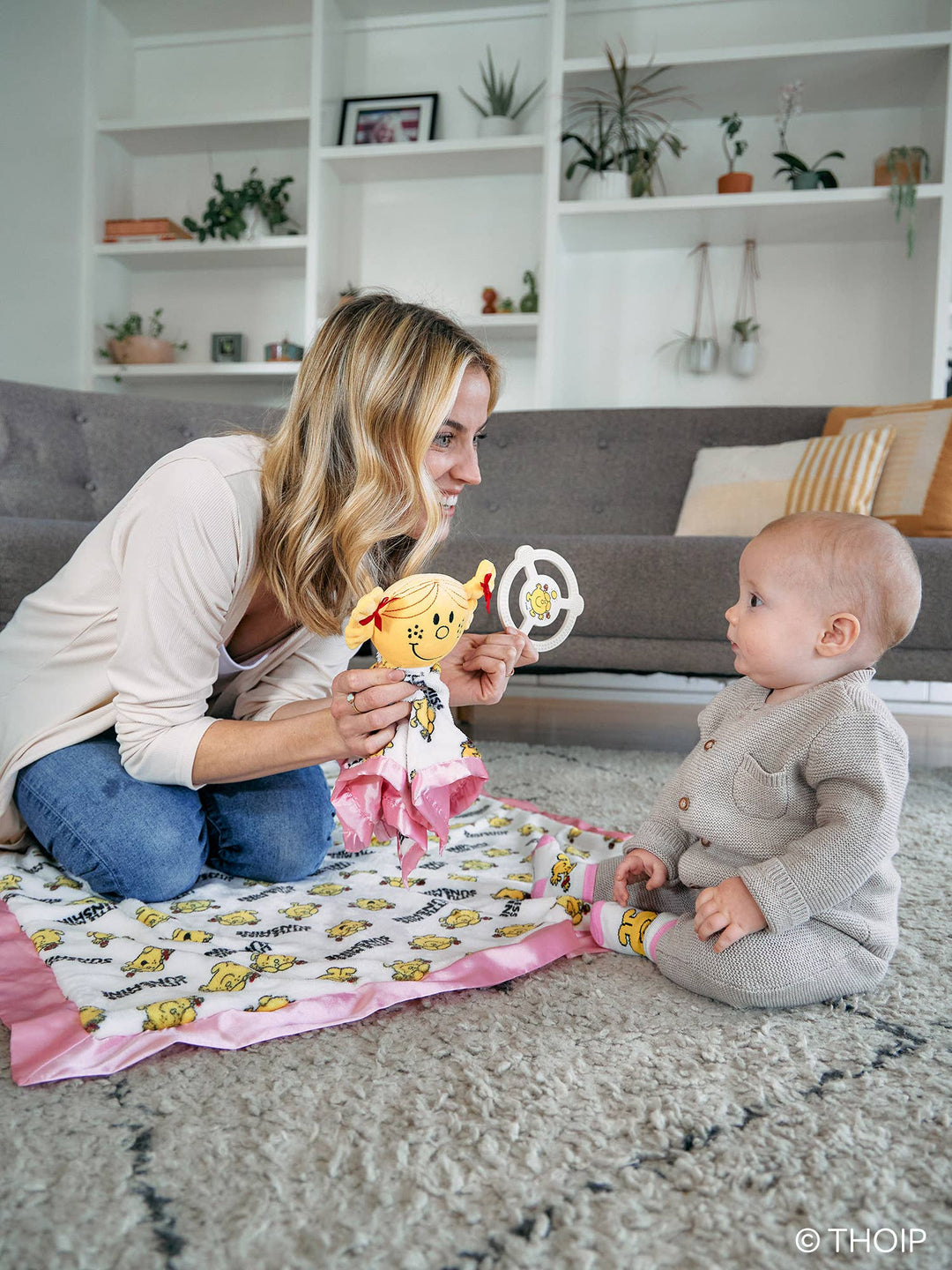 Silicone Teether Ring w Detachable Clip Little Miss Sunshine