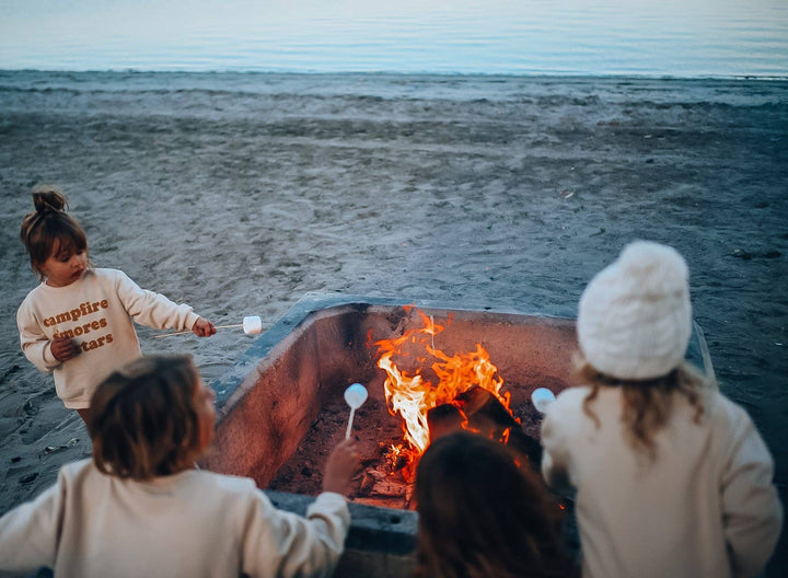 Campfire s'mores & stars Pullover