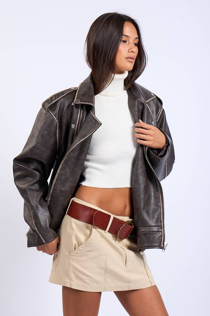 OVERSIZED LEATHER JACKET
