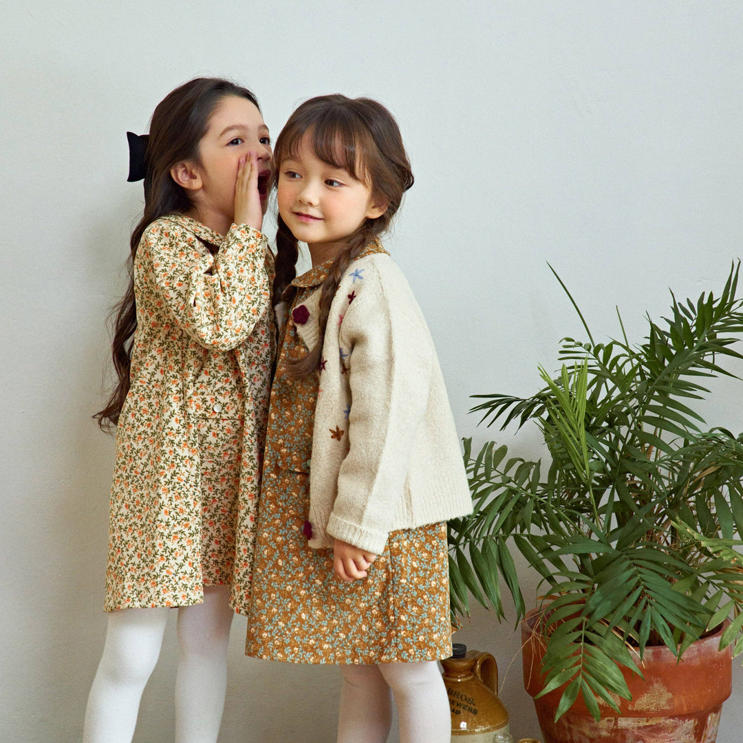 Floras Embroidery Knit Cardigan
