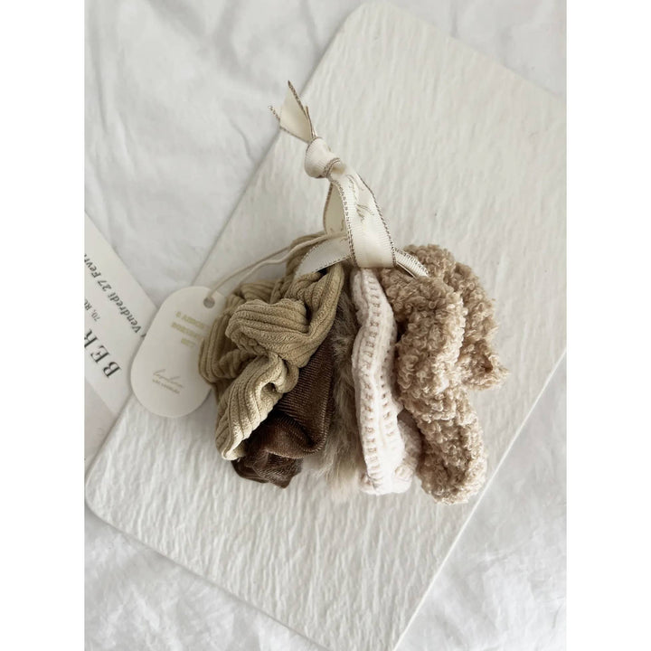 VELVET SOFT SCRUNCHIES SET