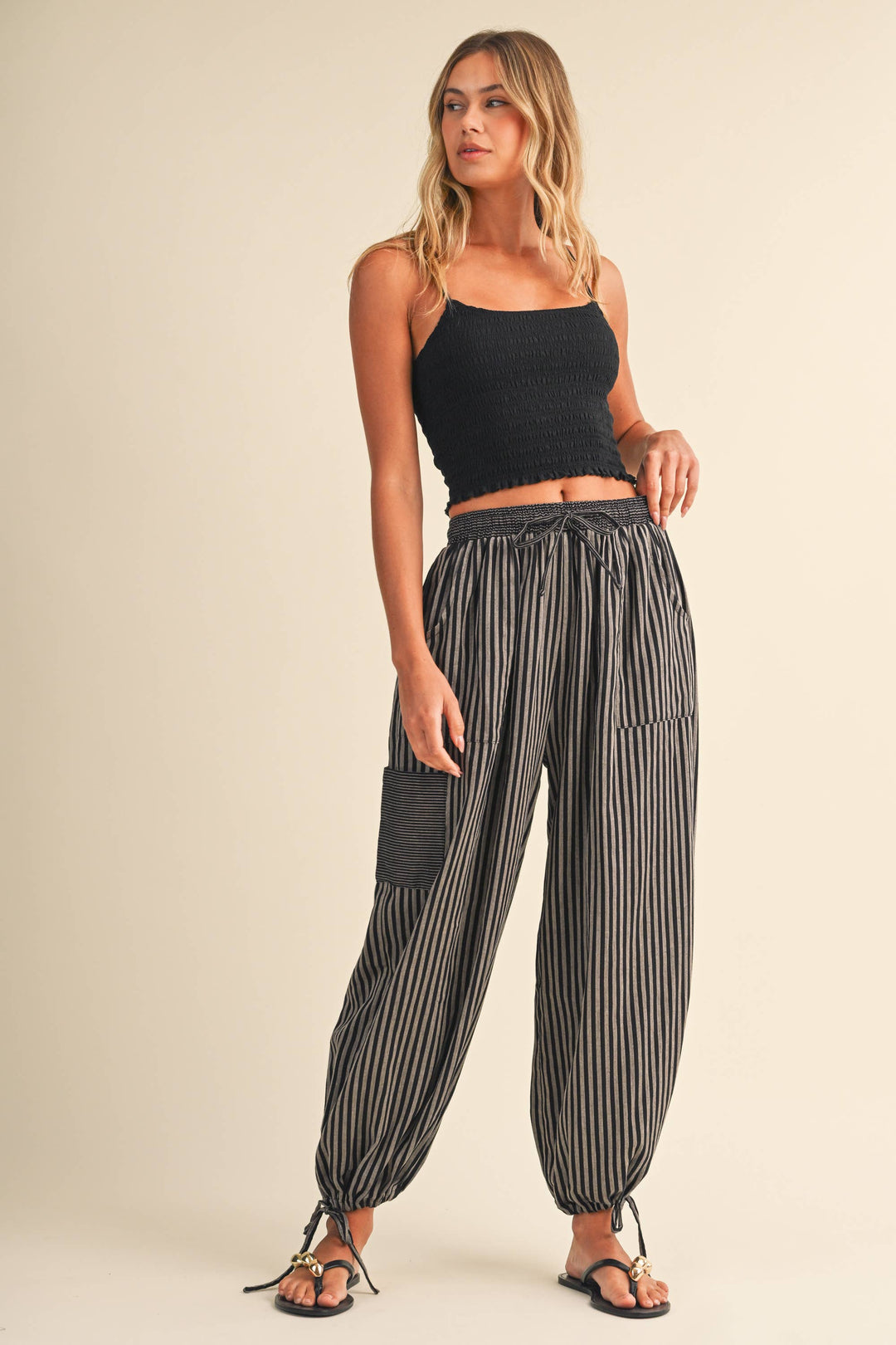 STRIPED DOUBLE GAUZE BALLOON PANTS