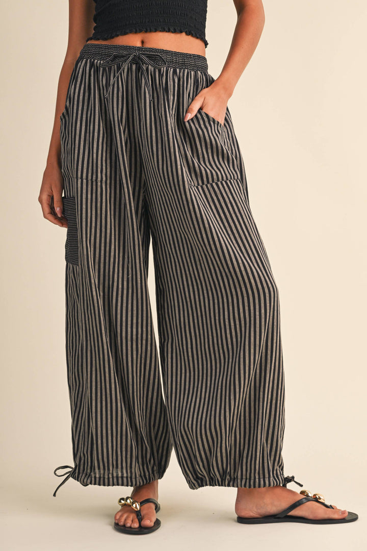 STRIPED DOUBLE GAUZE BALLOON PANTS