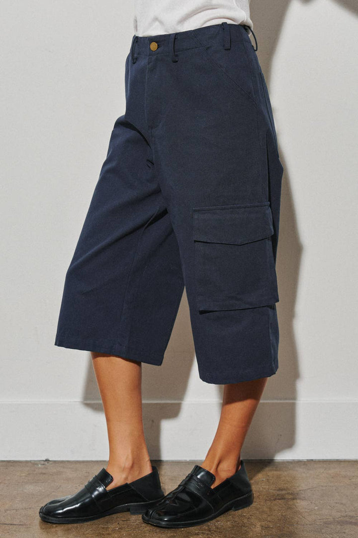 WOVEN BERMUDA CARGO SHORTS
