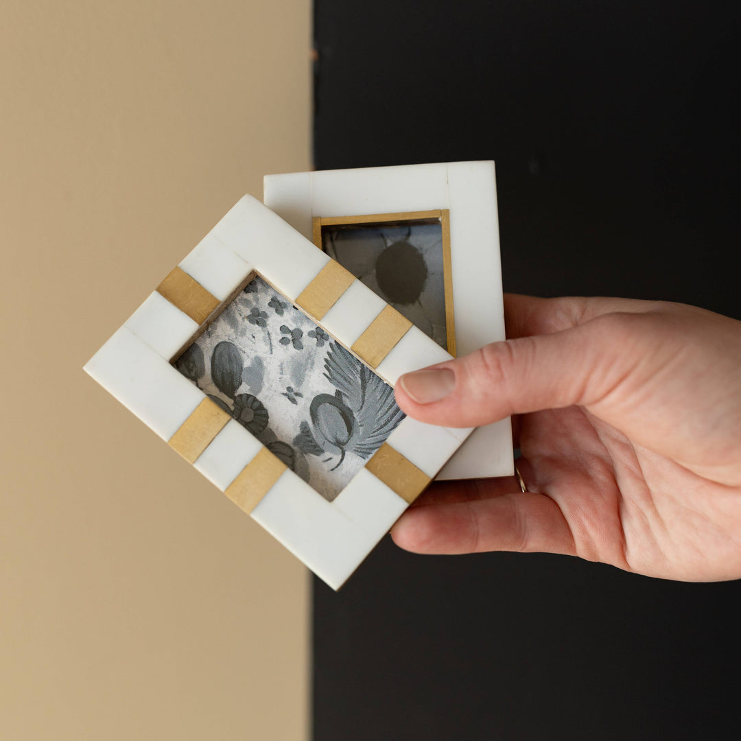 Arabella Magnetic Mini Picture Frame