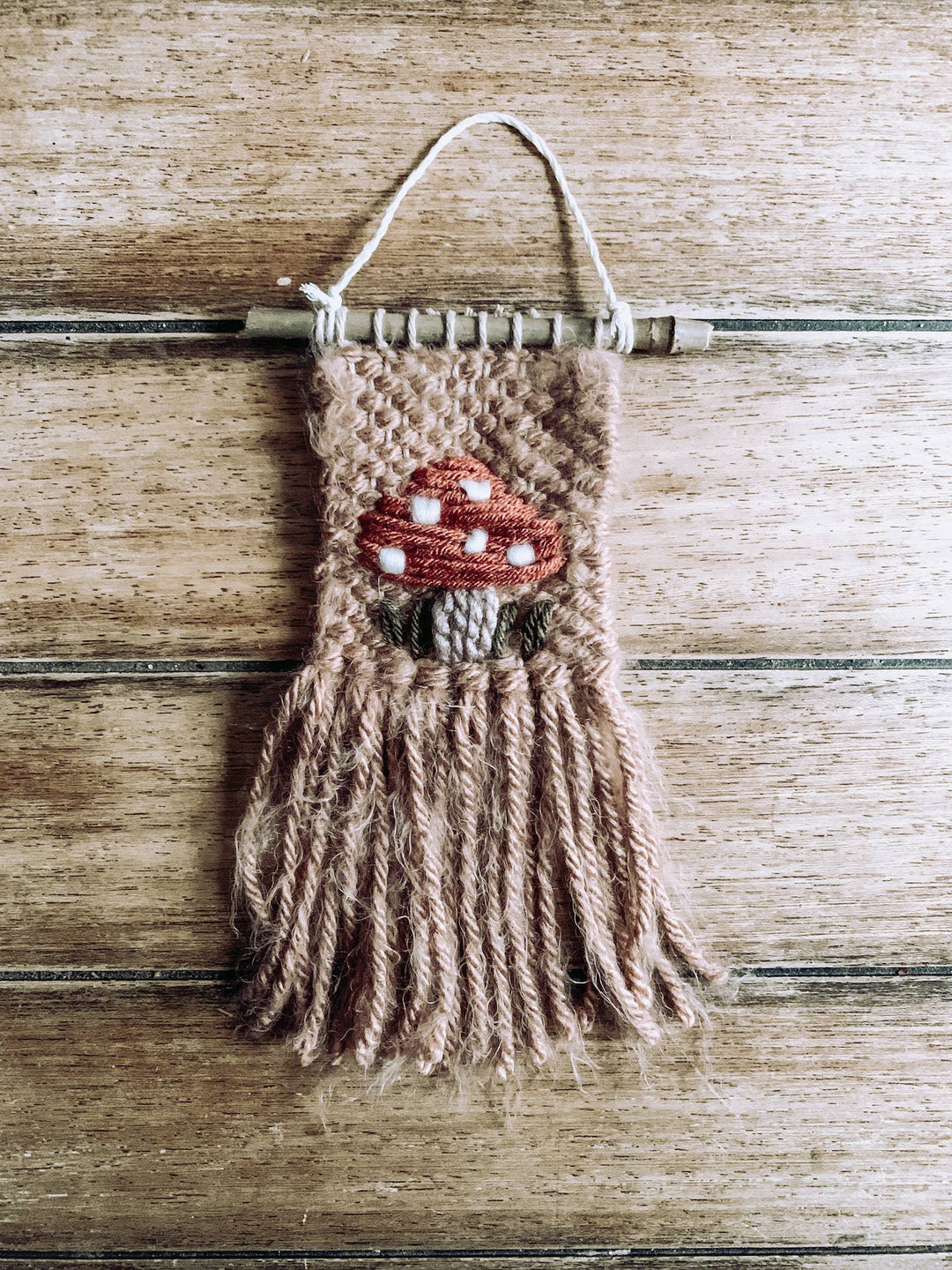 Mini Woven Mushroom Design