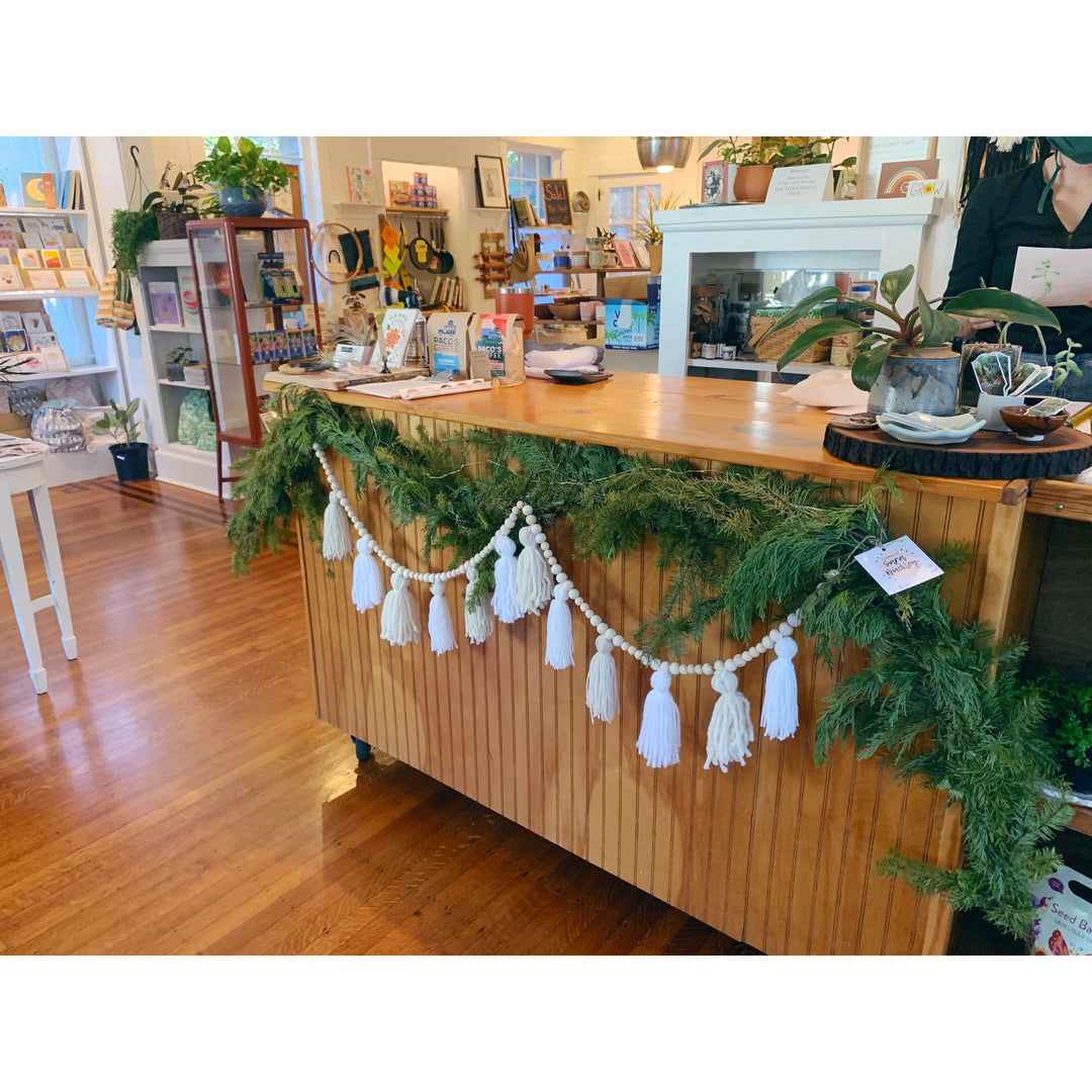 White Beaded Garland-6ft