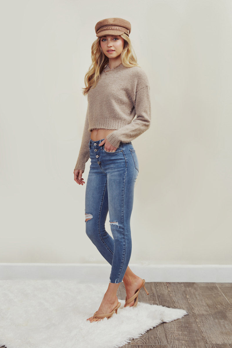 Mid Rise Exposed Button Skinny Jeans